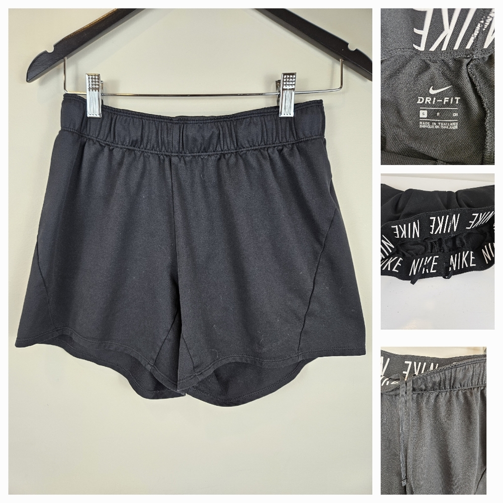 Nike Dri-Fit Size Small Black Elastic Waist Shorts A0212